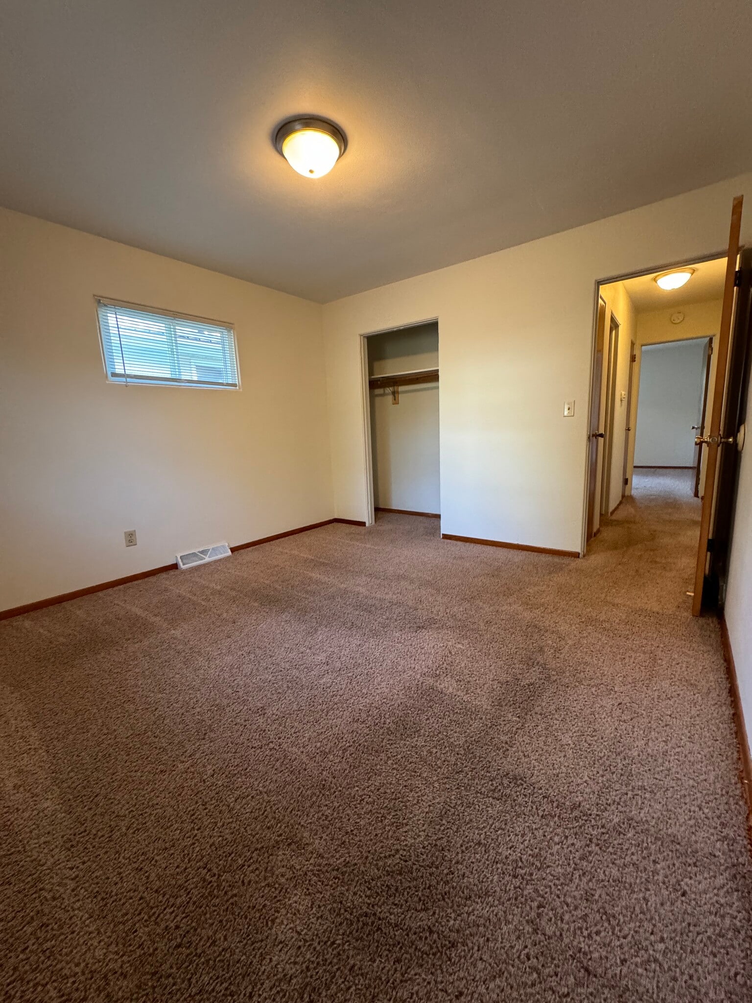 Building Photo - 3013 Blakeley Ave