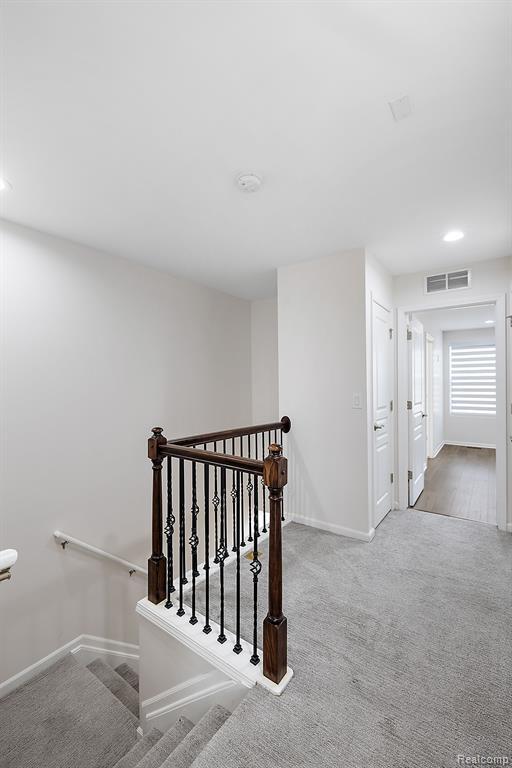 Building Photo - 2884 Glenbar Cir