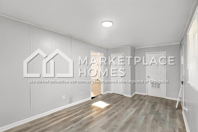 Building Photo - 2581 Barge Rd SW
