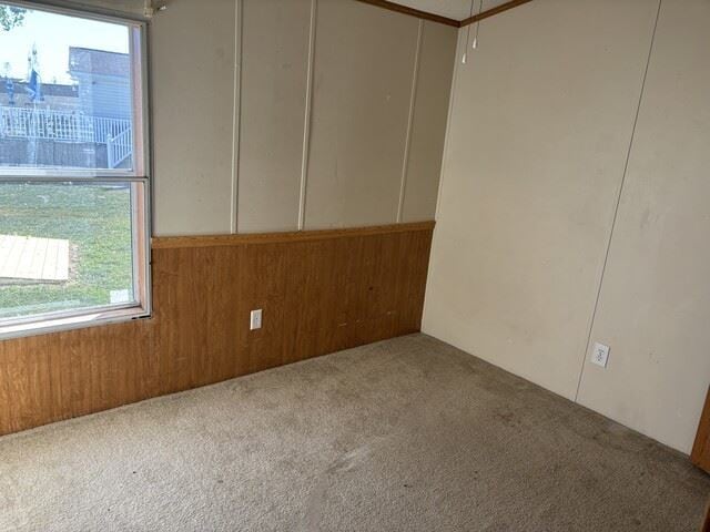 Building Photo - 848 Birchwood Dr
