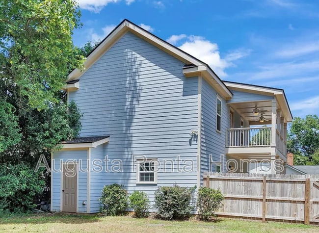 Building Photo - 1708 Verdery St