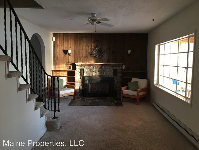 Building Photo - 2 br, 2 bath House - 1 Bonny Eagle Pond Road
