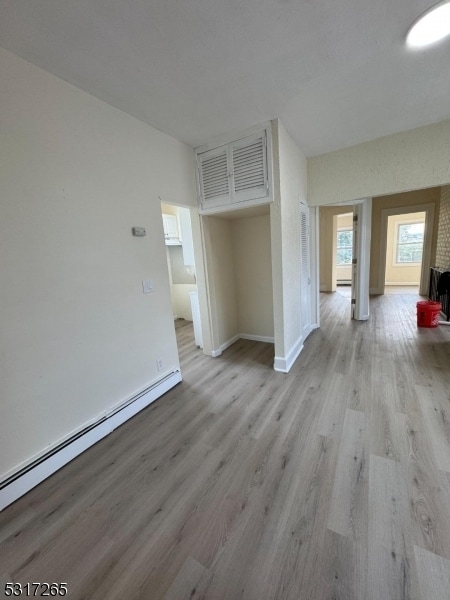 Building Photo - 10 Riverside Pl