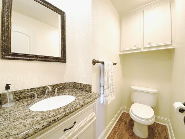 Building Photo - 803 Spear Point Cove