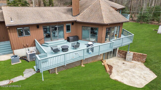 Building Photo - 180 Hartshorne Rd