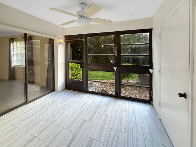 Building Photo - 6110 Whiskey Creek Dr