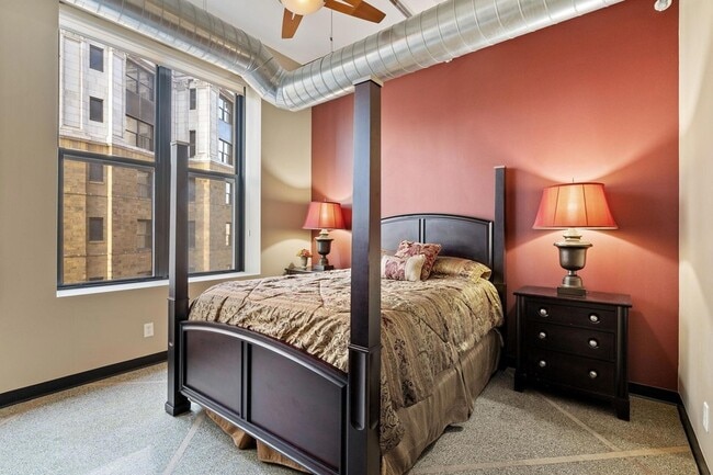 Building Photo - 350 St Peter St