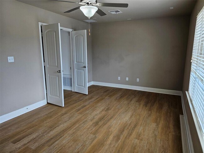 Building Photo - 360 Quarry Ln