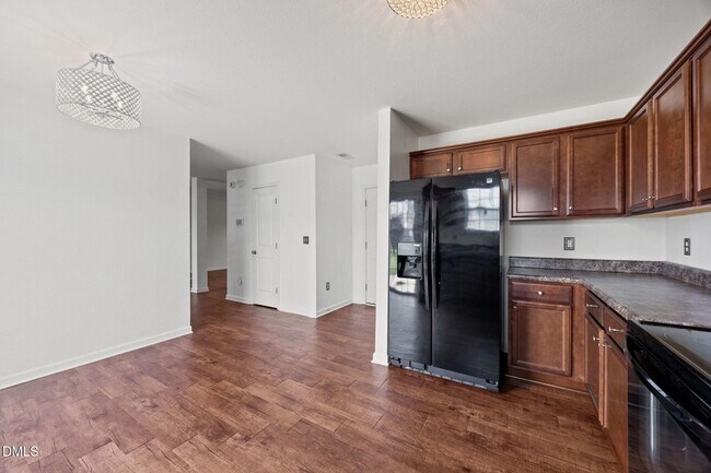 Building Photo - 239 Battery Way