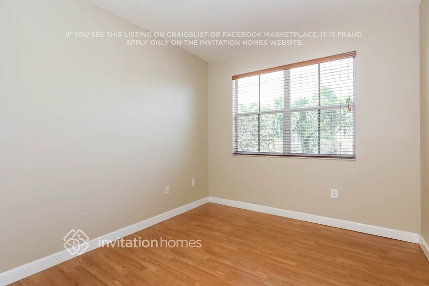 Building Photo - 12274 SW 123rd Pl