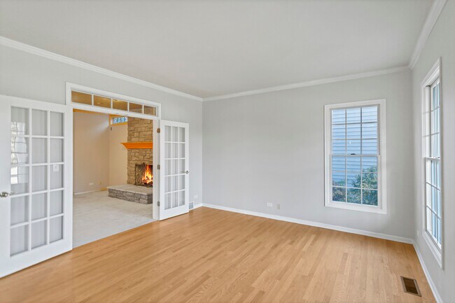 Building Photo - 40W148 Carl Sandburg Rd