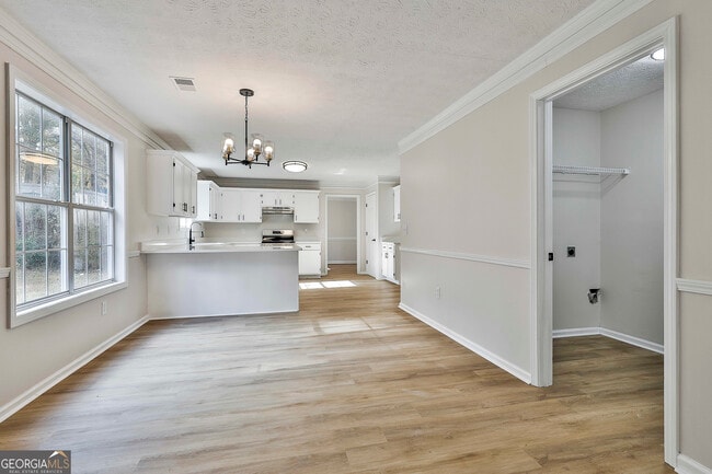 Building Photo - 76 Championship Ct