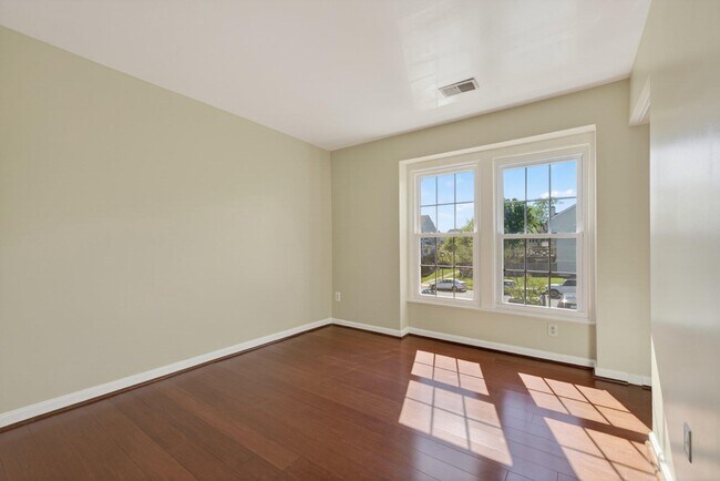 Building Photo - 9274 Caladium Dr