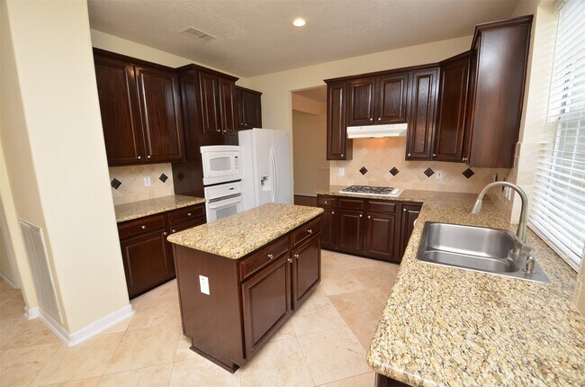 Building Photo - 1218 Irish Mist Ct