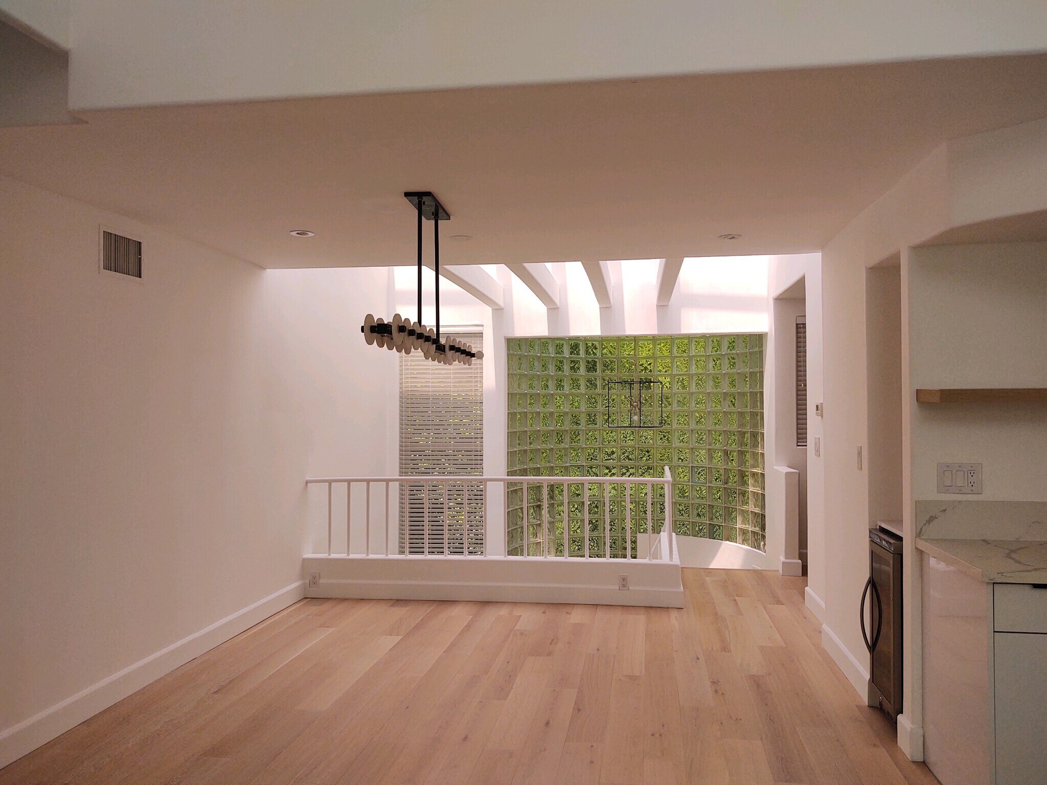dining area - 1422 19th St