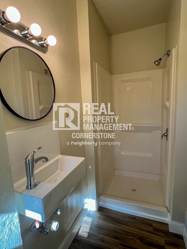 Building Photo - 2-Bedroom Townhome-Style Duplex with Priva...