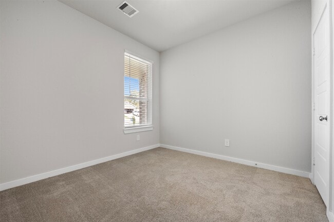 Building Photo - 335 Willow Sage Ct