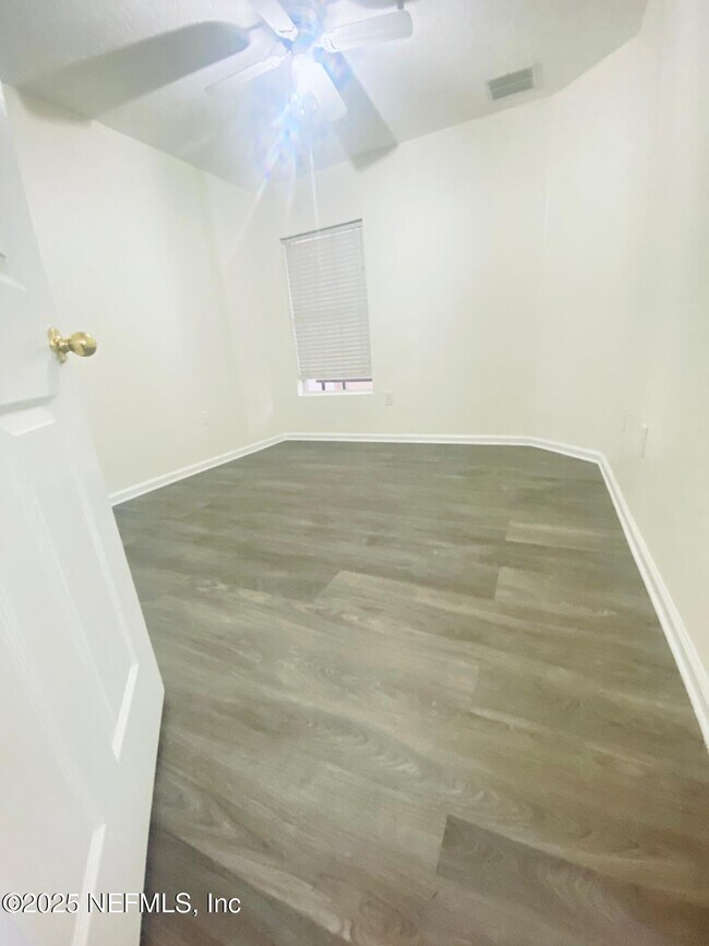 Building Photo - 9556 Armelle Way