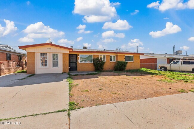 Building Photo - 10060 Kellogg St
