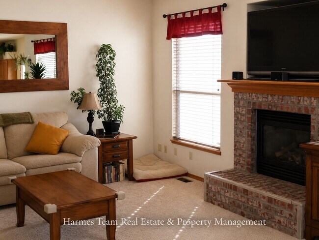 Building Photo - Spacious Home with Mountain Views & Finished Basement