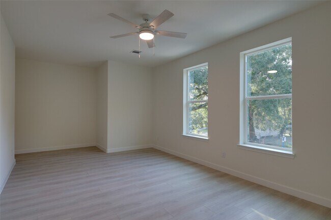Building Photo - 957 Ringold St
