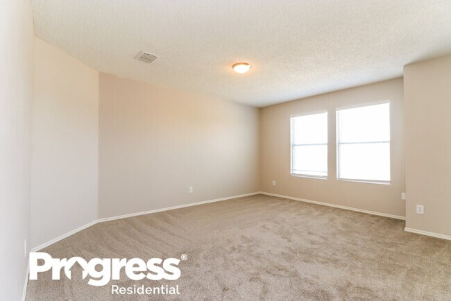 Building Photo - 8750 Gray Fox Ct