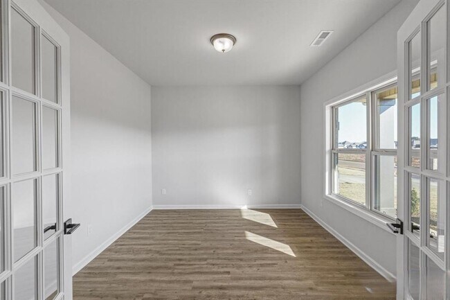 Building Photo - 127 Huffman St