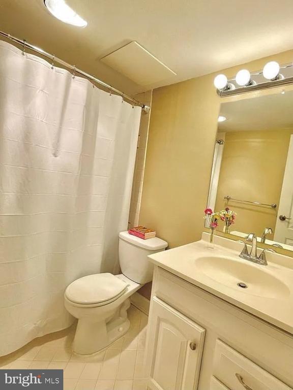 Building Photo - 301 N Beauregard St