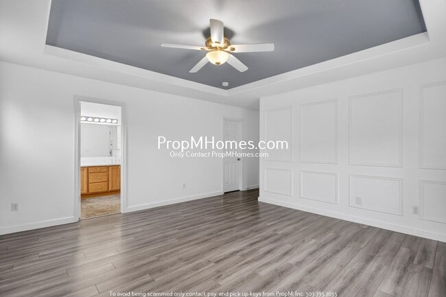 Building Photo - Gorgeous Updated Home in Witch Hazel!