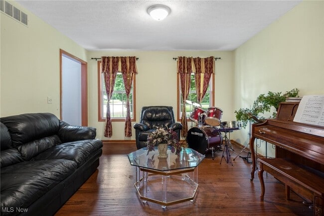Building Photo - 4038 W Abbey Cir