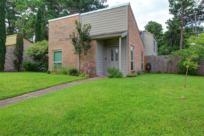 Building Photo - 13515 Ravensway Dr