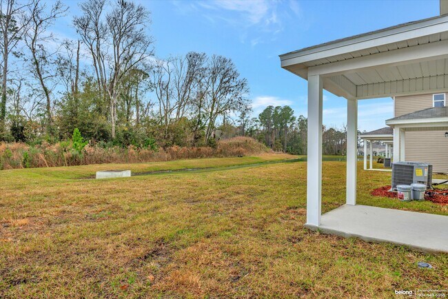 Building Photo - 45081 Red Brick Dr
