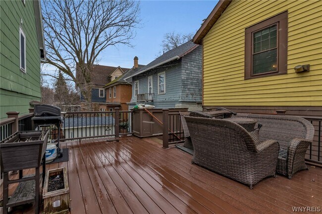 Building Photo - 175 Dorchester Rd