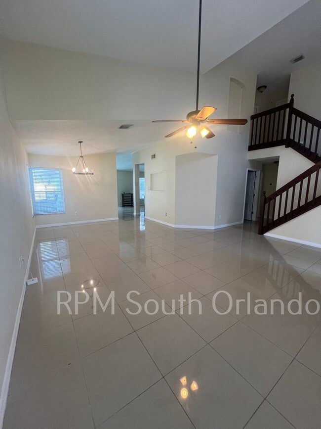Building Photo - Beautiful 4 Bedroom 2.5 Bath Home with Hea...