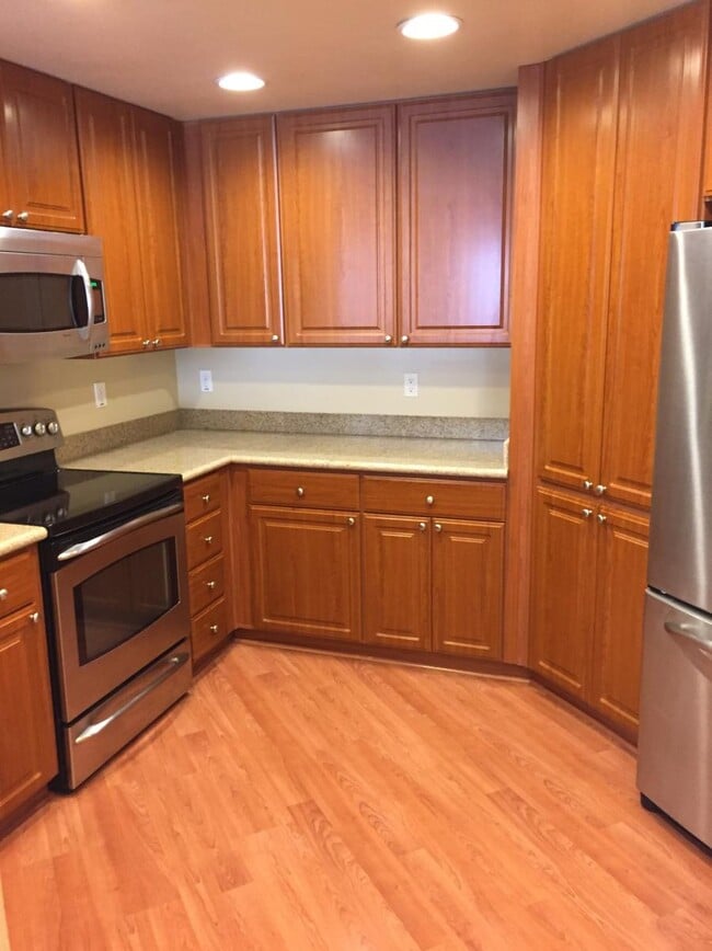 Building Photo - 1883 Agnew Rd