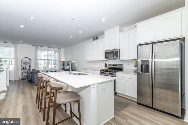 Building Photo - 41 Barnes Wy