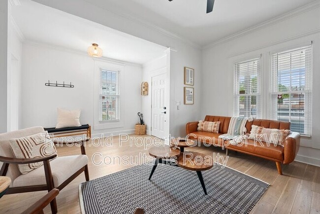 Building Photo - 61 E 7th Ave