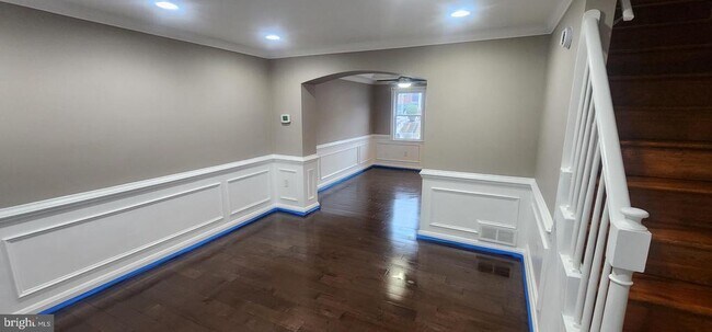 Building Photo - 7065 Eastbrook Ave