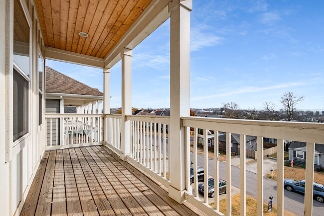 Building Photo - 4604A Michigan Ave