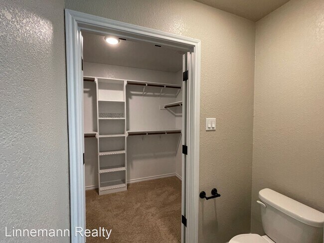 Building Photo - 4 br, 2 bath House - 3512 Moline Circle