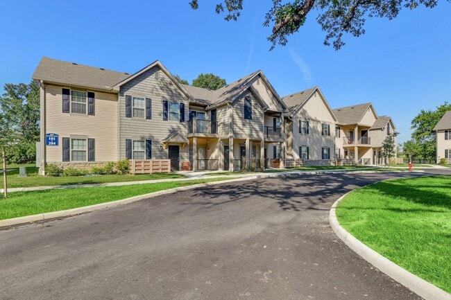 Building Photo - 1605-105 Gilmore Park Ave