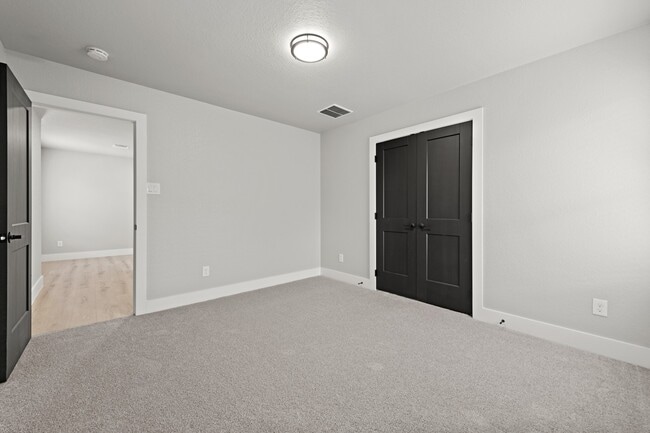 Building Photo - 169 Frst Hts Ln