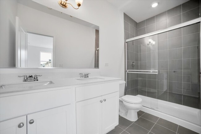 Building Photo - NEW CONSTRUCTION 3BED, 3BATH TOWNHOUSE IN ...
