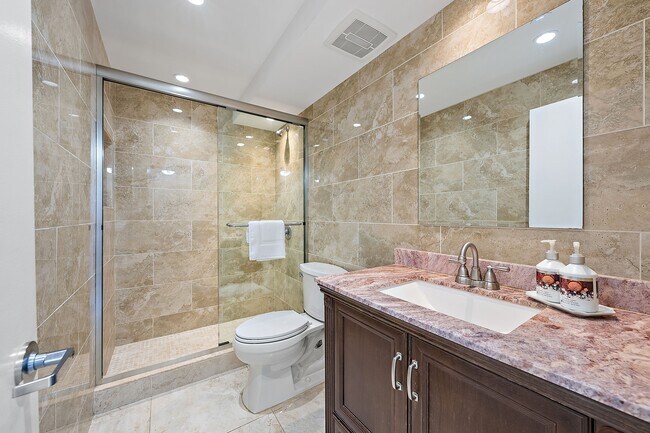 Building Photo - 3610 S Ocean Blvd