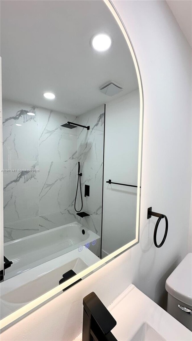 Building Photo - 1304 NW 43rd St