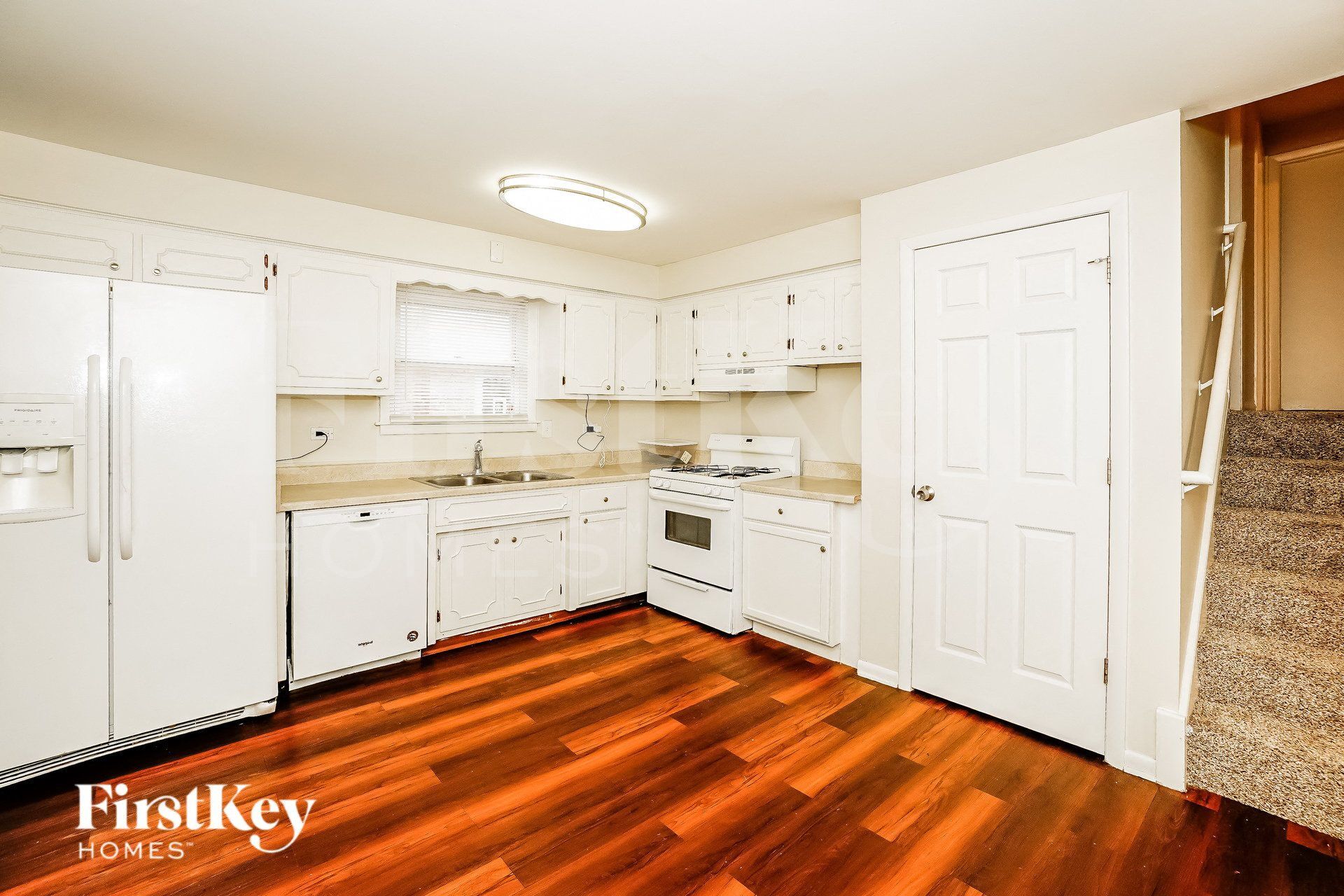 Building Photo - 671 Saginaw Ave