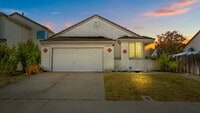 Building Photo - Cute 3 Bedroom Home in Lawler Ranch!