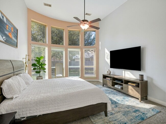 Building Photo - 27703 Lodgemist Ct