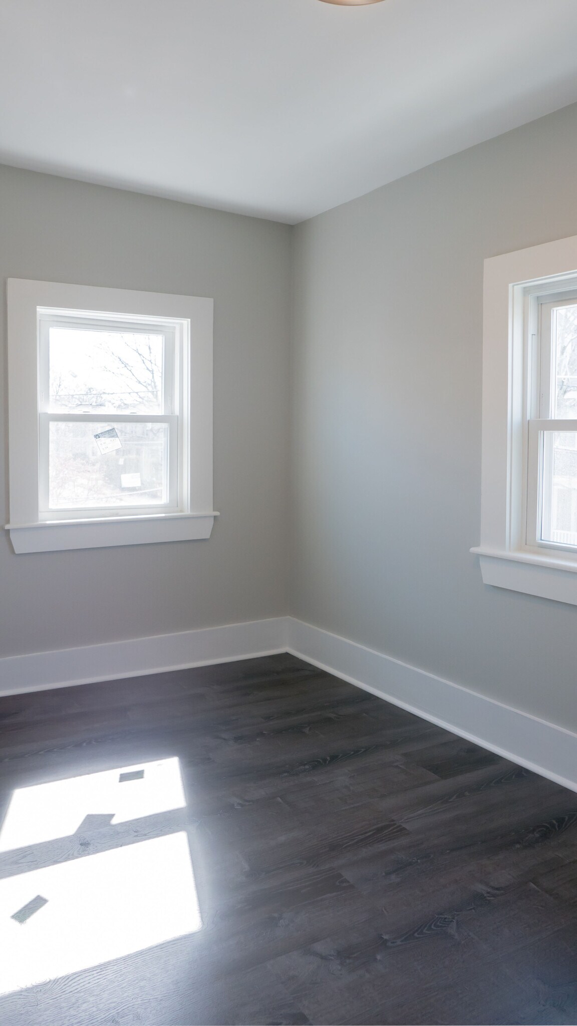 Building Photo - 268 Brown St