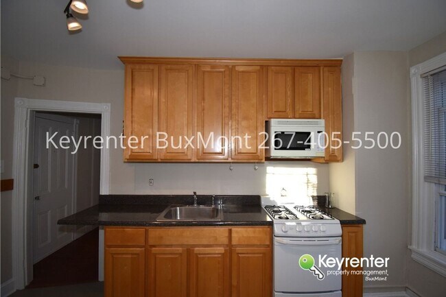 Building Photo - 808 E Willow Grove Ave